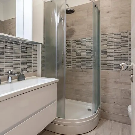 Apartmán & Unicus I, Ii, Iii In Center Split