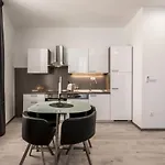 Apartamento & Unicus I, Ii, Iii In Center Split