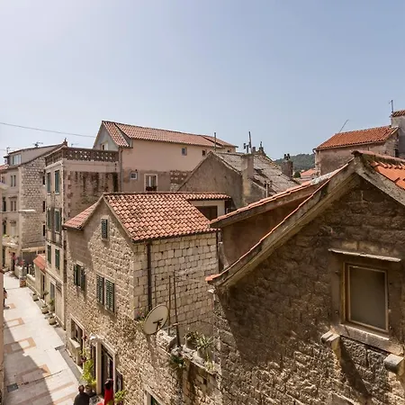 & Unicus I, Ii, Iii Apartament Split
