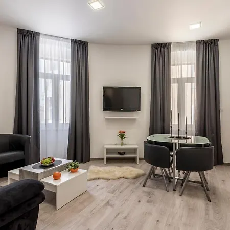 Apartament & Unicus I, Ii, Iii Split