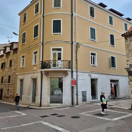 Apartamento & Unicus I, Ii, Iii In Center Split